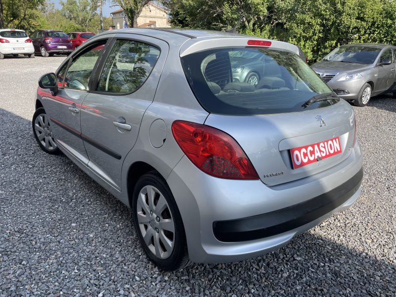 PEUGEOT 207 2006