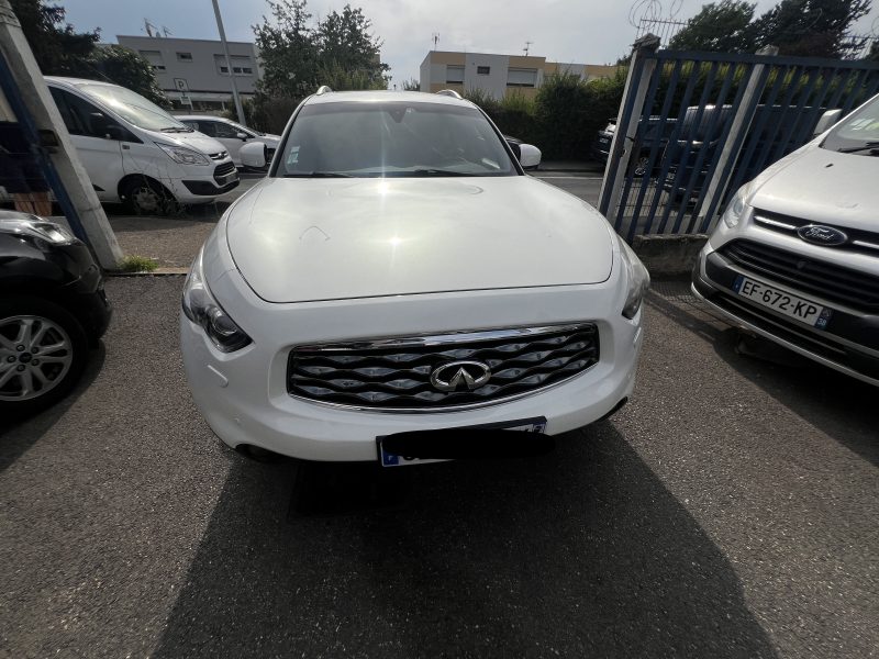 INFINITI FX30D 2012