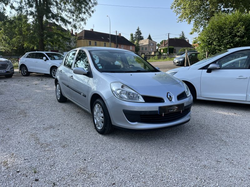 RENAULT CLIO III 2009