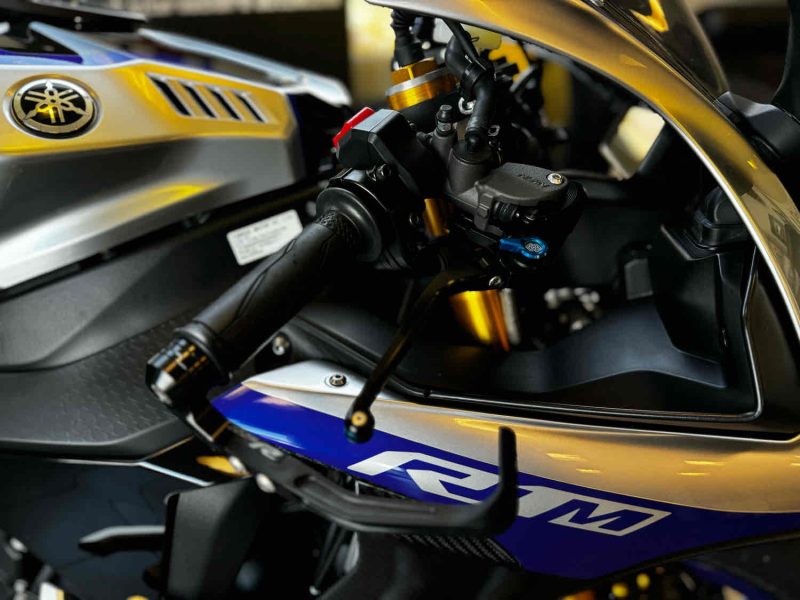 YAMAHA YZF-R1M 2019 1ERE MAIN GARANTIE 12MOIS