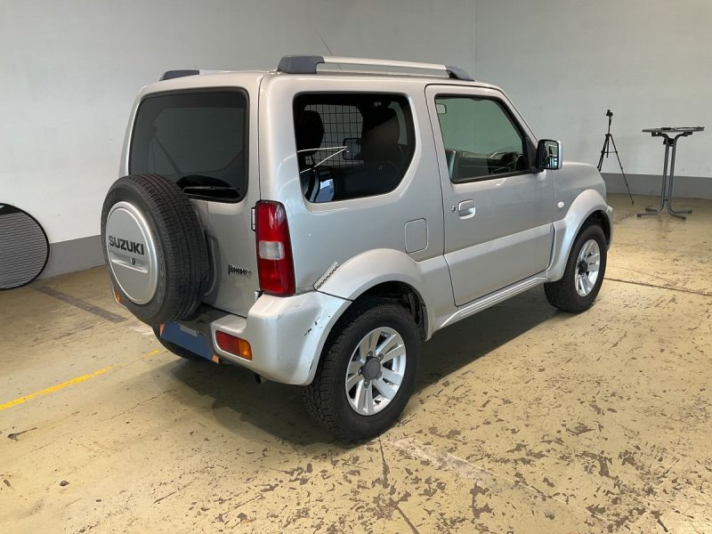 Suzuki Jimny 1.3 JLX 85 cv / 4X4 / 1ère Main / Suivi Complet 