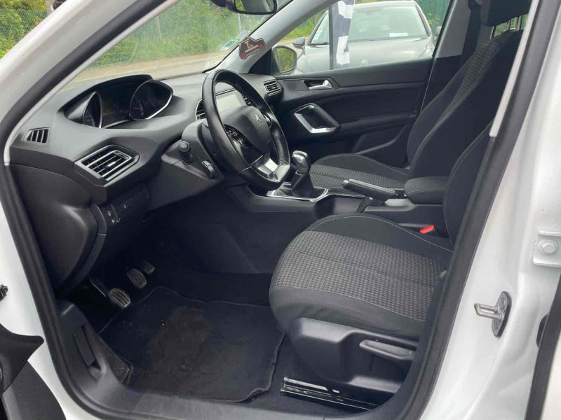 PEUGEOT 308 II 1.6HDI 100CV