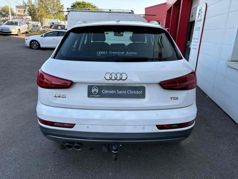 AUDI Q3 2015