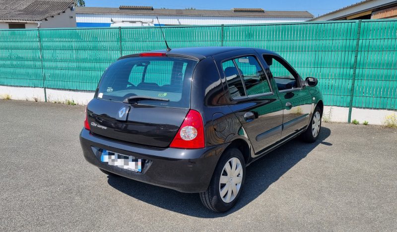 RENAULT CLIO II 1.2 16v 75 Campus Authentique