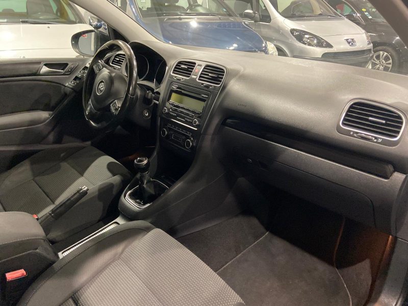 VOLKSWAGEN GOLF VI 2.0 TDI 110