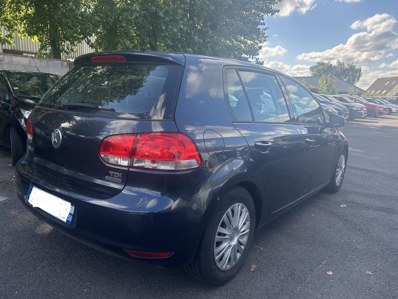 VOLKSWAGEN  GOLF  2009