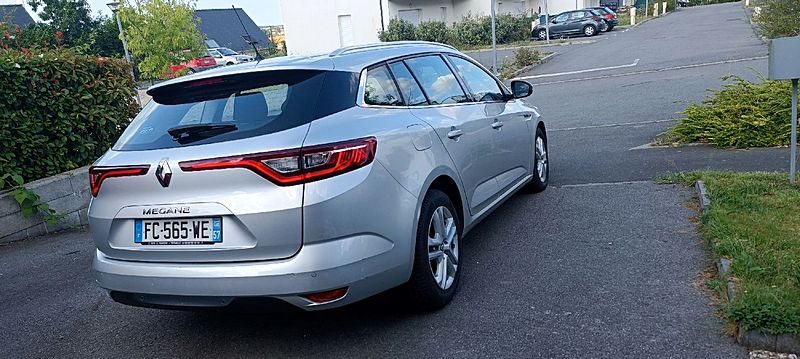 RENAULT MEGANE IV Grandtour 2018