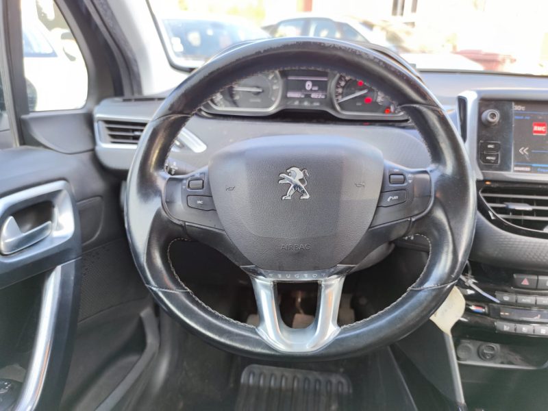 PEUGEOT 2008 2017