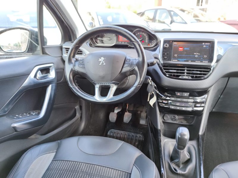 PEUGEOT 2008 2017