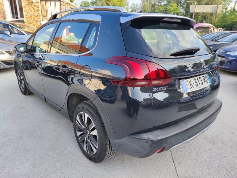 PEUGEOT 2008 2017