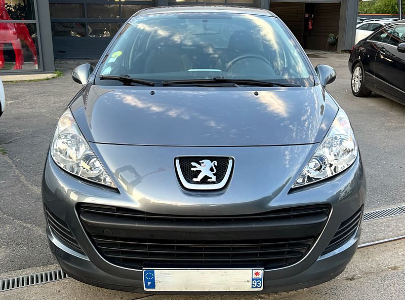 PEUGEOT 207 PHASE 2 1.4 HDI 70 Cv PREMIERE MAIN CLIMATISATION BLUETOOTH 5 PORTES - GARANTIE 1 AN