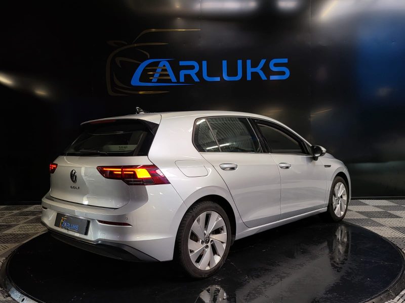 VOLKSWAGEN GOLF VIII 2.0 TDI 150cv STYLE / ECLAIRAGE AMBIANCE / CARPLAY / SIEGES ELECTRIQUE