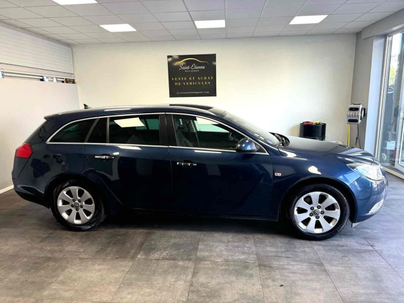 OPEL INSIGNIA A Sports Tourer 2012