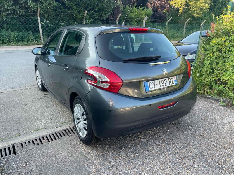 PEUGEOT 208 I 1.2 VTI 80CV