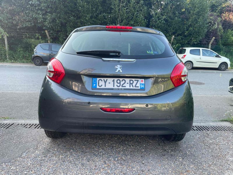 PEUGEOT 208 I 1.2 VTI 80CV