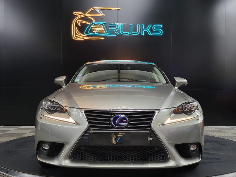 LEXUS IS III 300h Hybrid 223cv Luxe Boîte Auto E-CVT