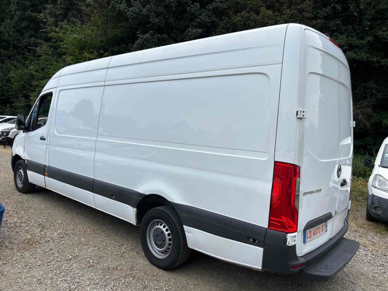 MERCEDES SPRINTER 4-t Fourgon 2021