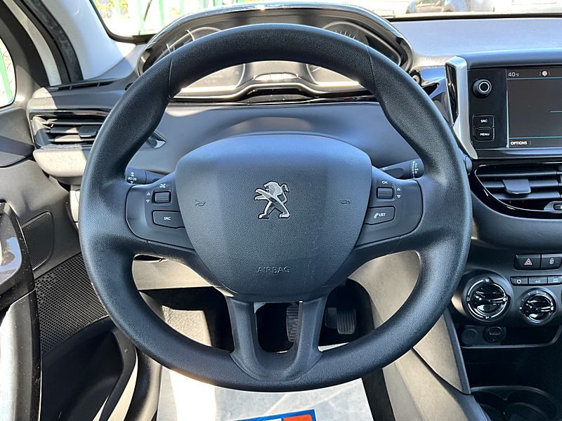 PEUGEOT 208 I 2017