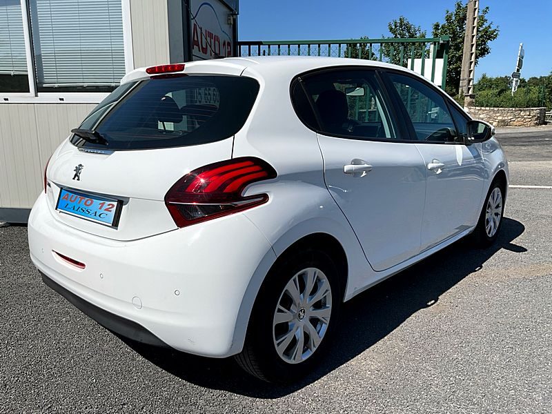 PEUGEOT 208 I 2017