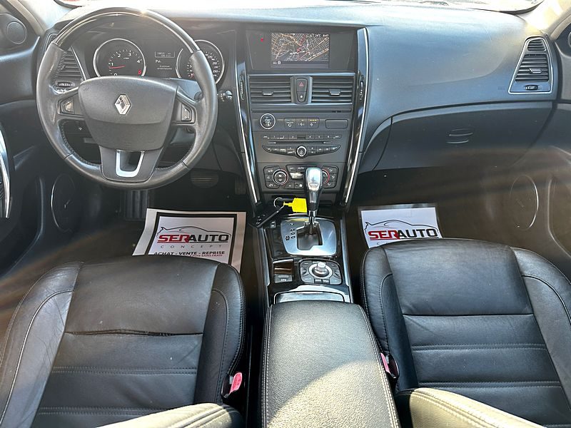 RENAULT LATITUDE 2011