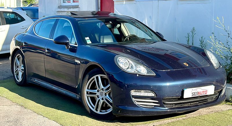 PORSCHE PANAMERA 2010