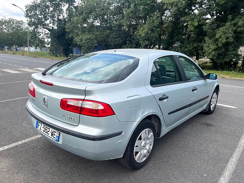 RENAULT LAGUNA II 2002