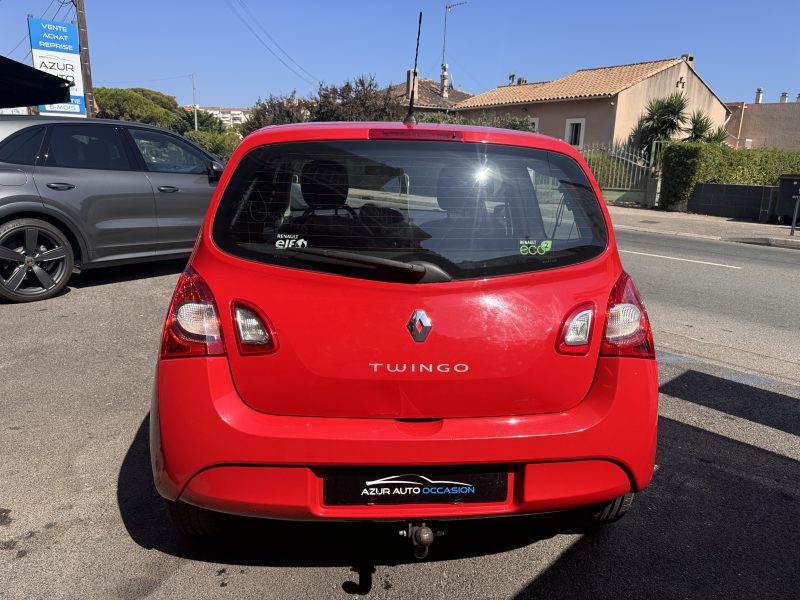 Renault TWINGO II 1.2 LEV 16V 75CH