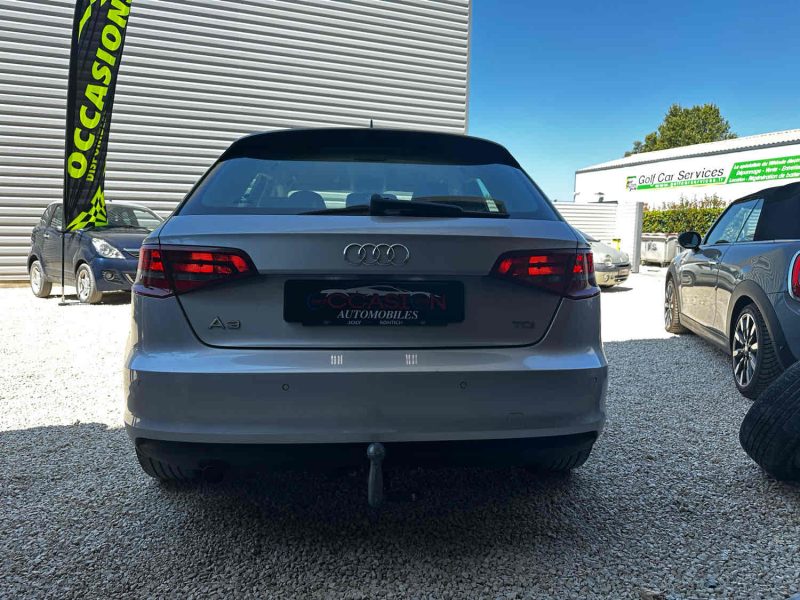 AUDI A3 Sportback - Sièges Cuir Chauffants / Climatisation Automatique / Garantie 12 Mois