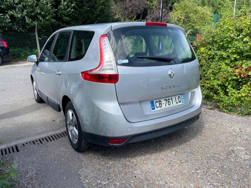 RENAULT GRAND SCENIC III 1.5DCI 110CV