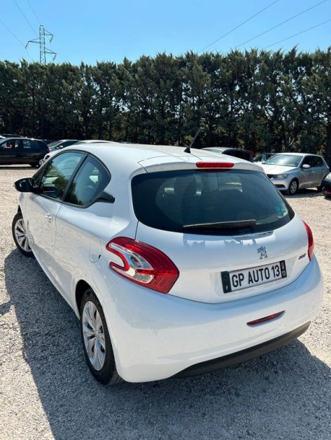 PEUGEOT 208 I 2014