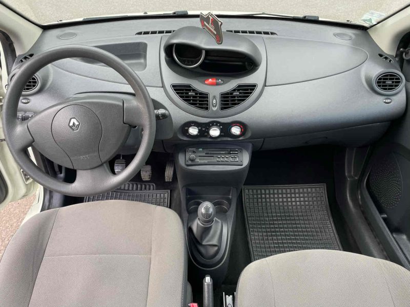 RENAULT TWINGO II 1.2i 16V 75CV