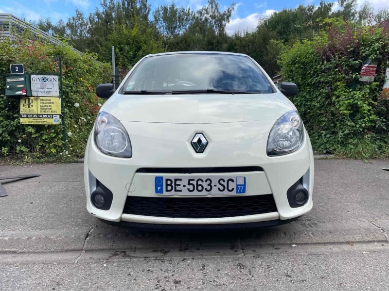 RENAULT TWINGO II 1.2i 16V 75CV