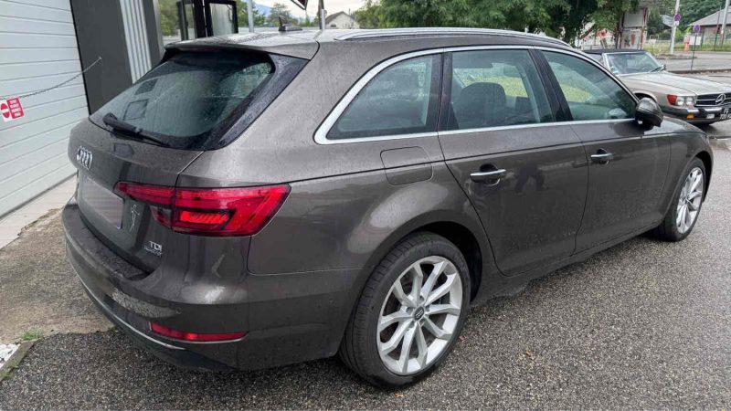 AUDI A4  Avant 2016 3.0 TDI quattro V6 272cv DESIGN LUXE REPRISE POSSIBLE