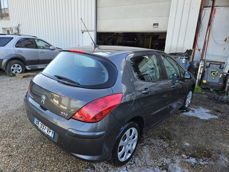 PEUGEOT 308 I 2011