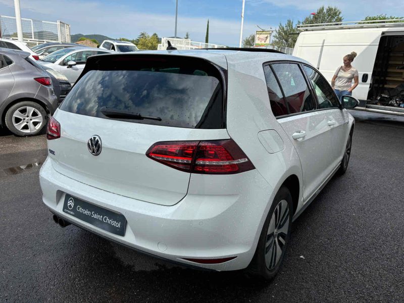 VOLKSWAGEN GOLF VII 2015