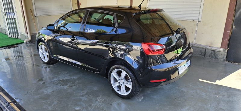 SEAT IBIZA 1.6 TDI (90Ch) HATCHBACK