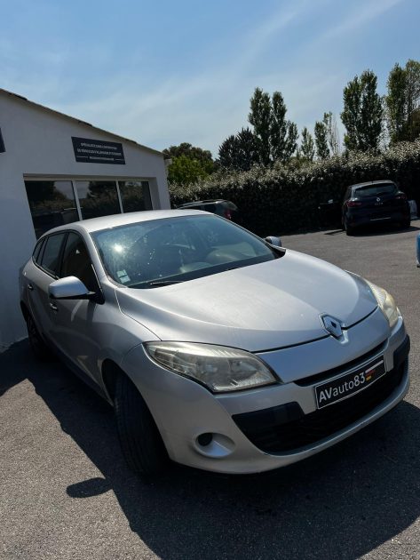 RENAULT MEGANE III Grandtour 2010