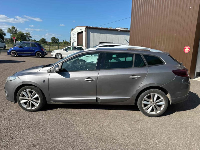 RENAULT MEGANE Estate 2011