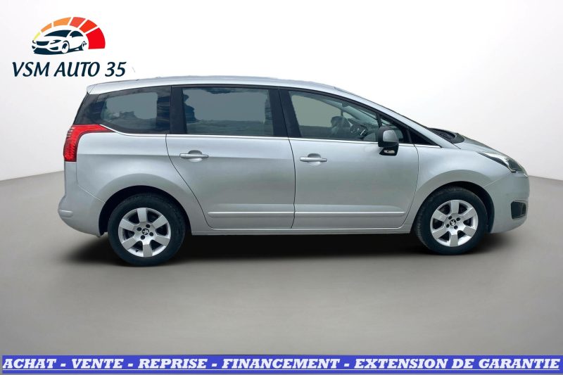 PEUGEOT 5008 Phase 2 1.6 BlueHDi 115 Active Business