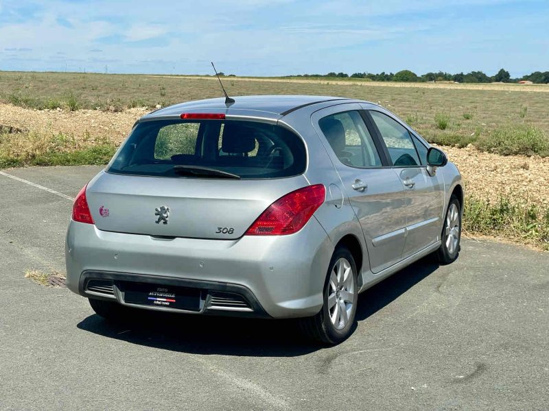 PEUGEOT 308 1.6 hdi 90 cH PREMIUM PACK 