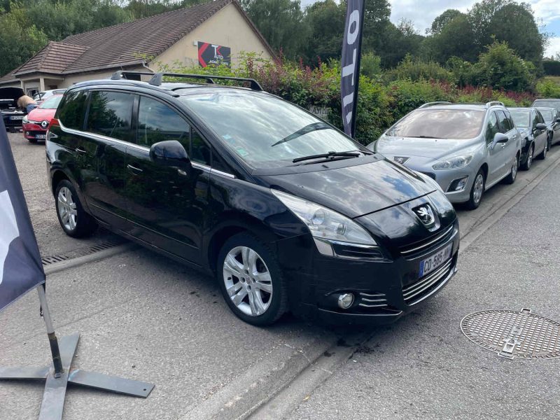 PEUGEOT 5008 2.0HDI 163CV