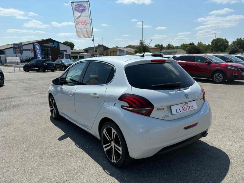 PEUGEOT 208 1.2 PURE TECH 110 GT LINE