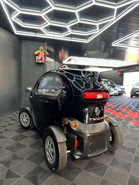 RENAULT TWIZY 45 2019