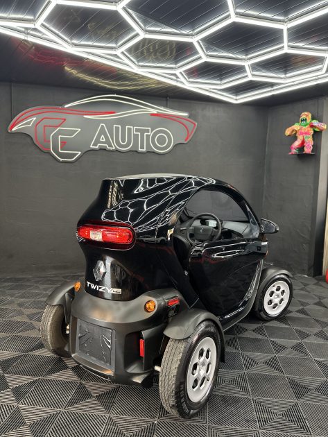 RENAULT TWIZY 45 2019