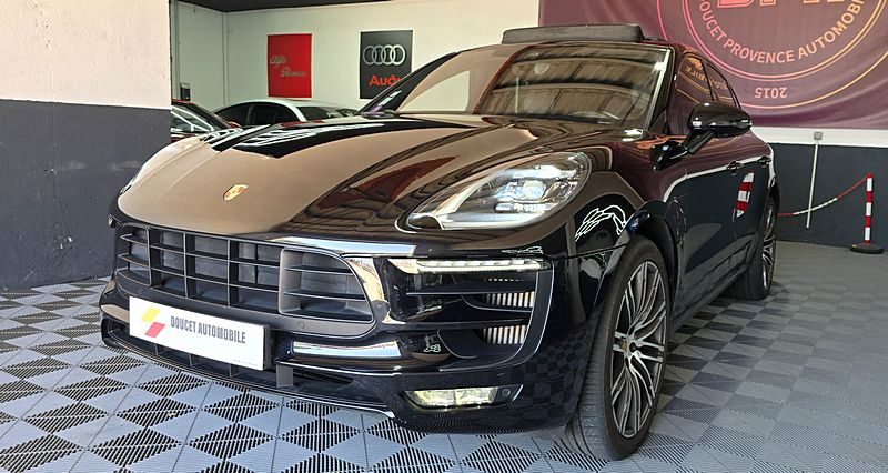 PORSCHE MACAN 2018