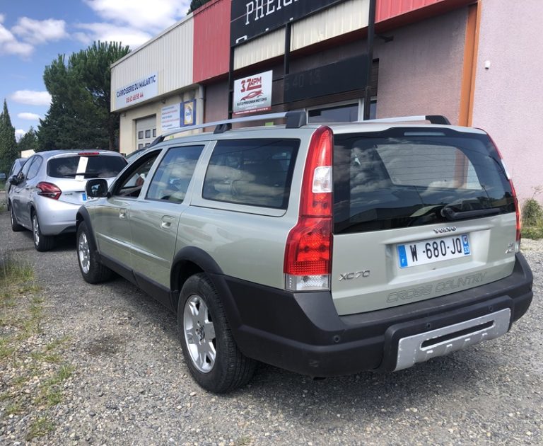 Volvo XC70 2.4 D5 Summum AWD