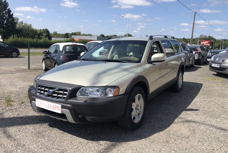 Volvo XC70 2.4 D5 Summum AWD