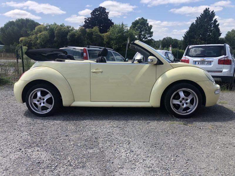 VOLKSWAGEN New Beetle 1.6 102 cv Garantie 6 mois