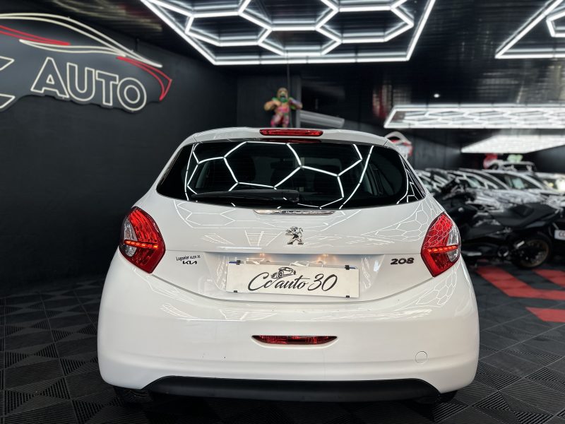 PEUGEOT 208 I 2014