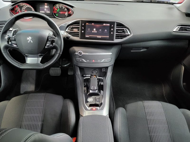 PEUGEOT 308 II 1.2 PureTech 130 Allure Boîte Auto EAT8 1ère Main // FAIBLE KILOMETRAGE